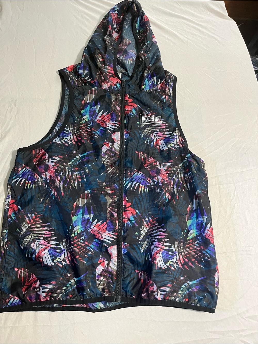 PINK Tropical Print Hooded Zip Vest Women’s Size Medium/Large